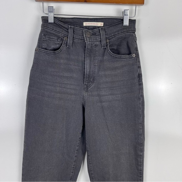 Levi's High Waisted Mom Jeans Relaxed Tapered Leg Dark Grey Women's Size 24 - Picture 3 of 8